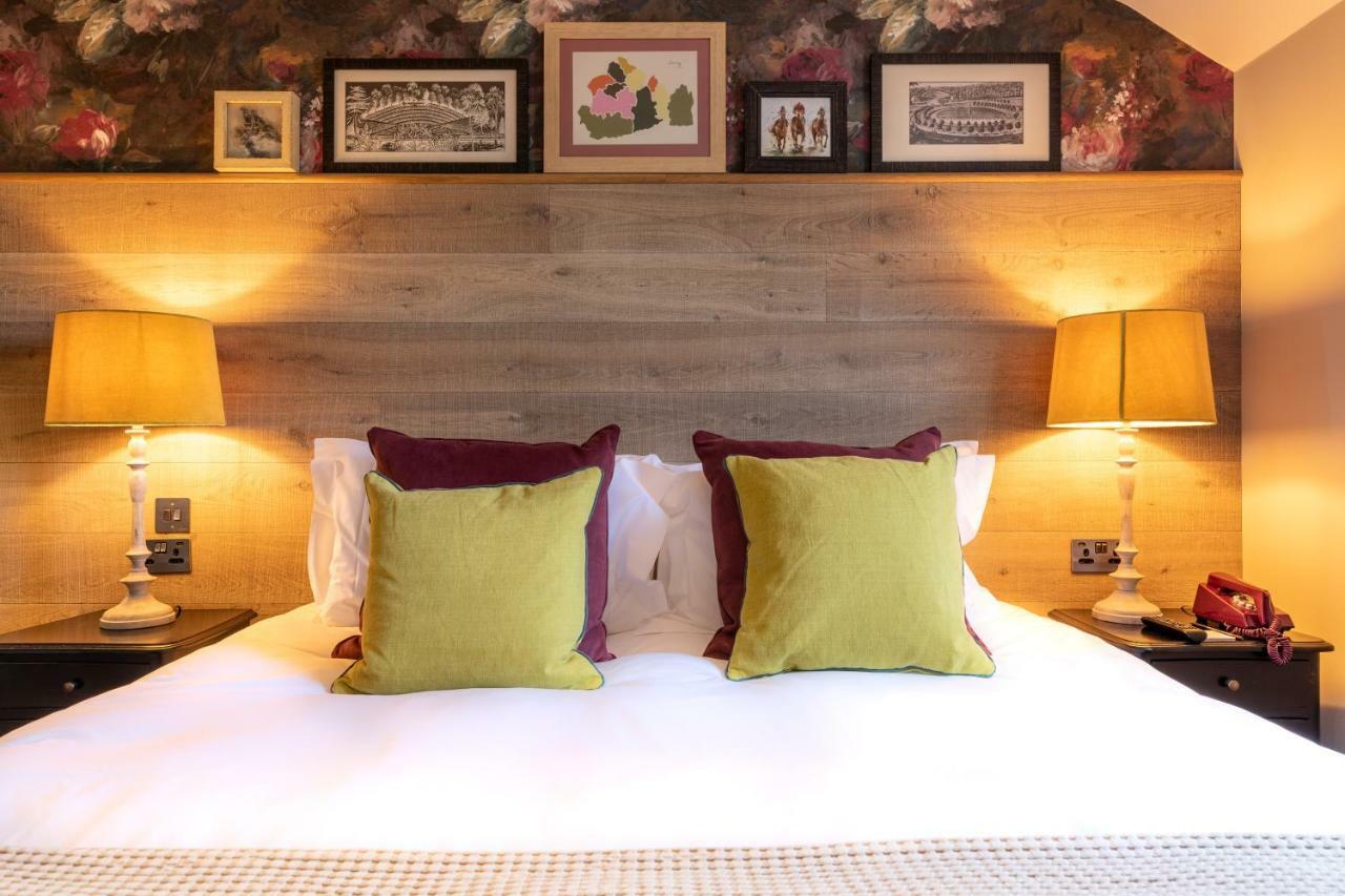 The Foley Hotel Claygate Ngoại thất bức ảnh
